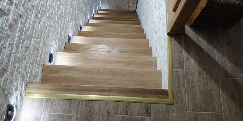 schody dębowe, Podstopnie dębowe (klasa 1/2)